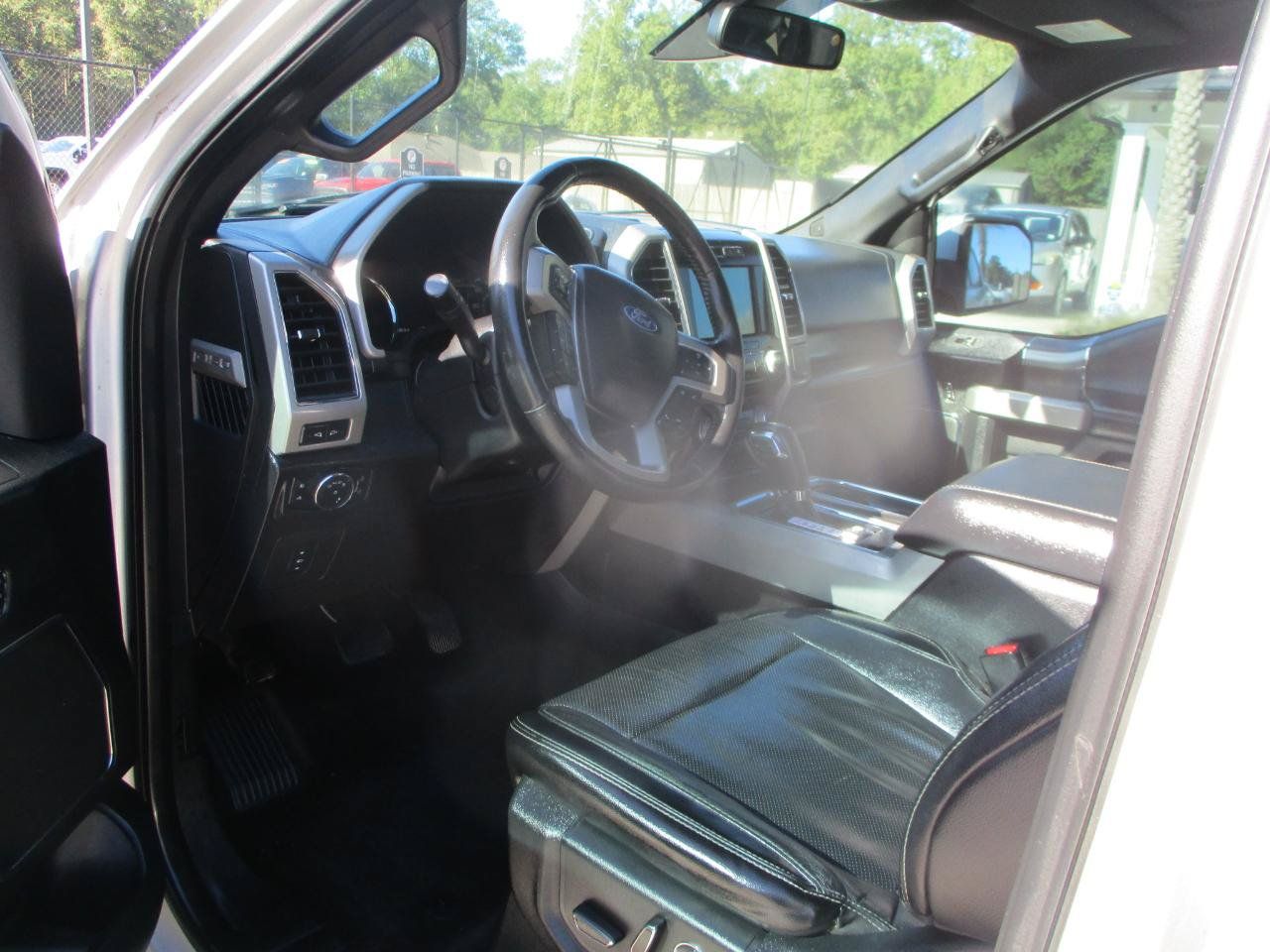 Used 2017 Ford F150 Lariat w/ Equipment Group 502A Luxury AWD/4WD image 14