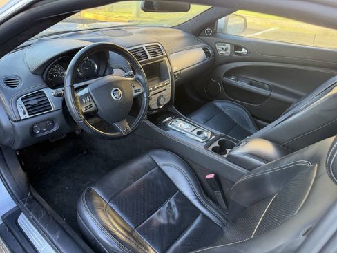 Used 2011 Jaguar XKR R image 11