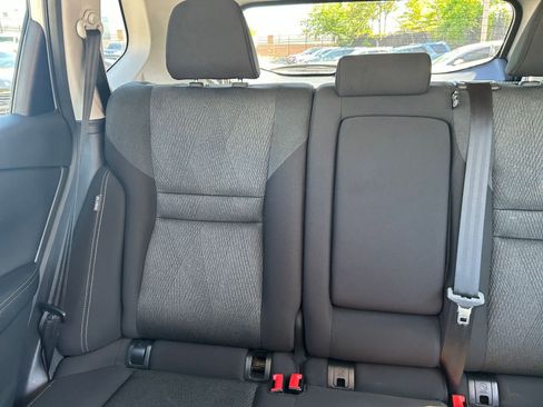 Used 2025 Nissan Rogue SV FWD image 34