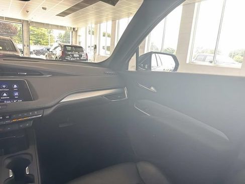Certified 2023 Cadillac XT4 Premium Luxury w/ Technology Package AWD/4WD image 63
