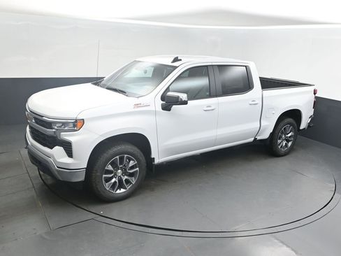 Used 2026 Chevrolet Silverado 1500 LT w/ Z71 Off-Road Package AWD/4WD image 29