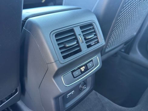 Used 2024 Audi SQ5 Premium Plus image 37