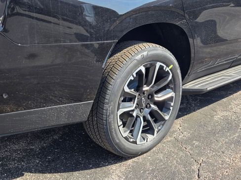 New 2026 Chevrolet Tahoe Premier w/ Sun And Tow Package image 13