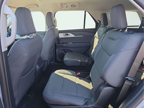 New 2026 Ford Explorer Active AWD/4WD image 14