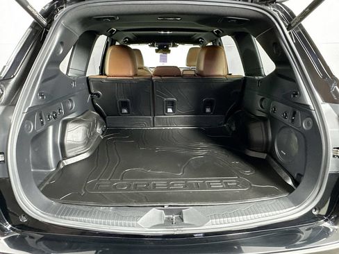 Used 2025 Subaru Forester Touring AWD/4WD image 32