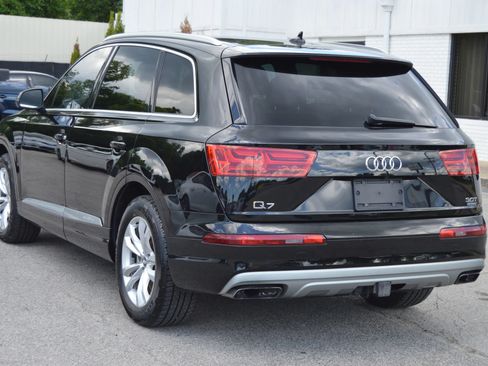 Used 2017 Audi Q7 3.0T Premium AWD/4WD image 4