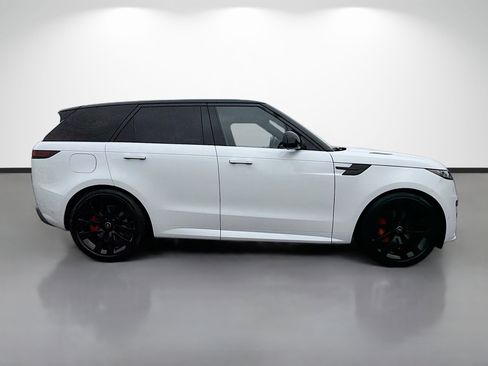 Used 2025 Land Rover Range Rover Sport Dynamic SE image 6