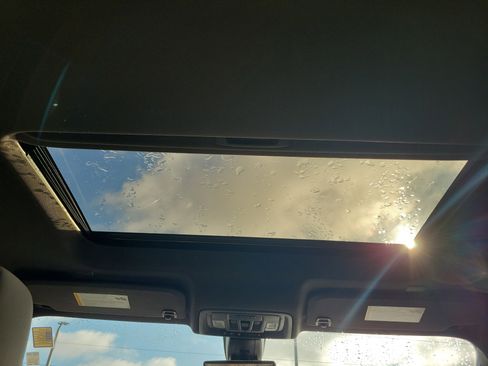 Used 2020 Chevrolet Silverado 1500 LTZ w/ LTZ Plus Package image 18