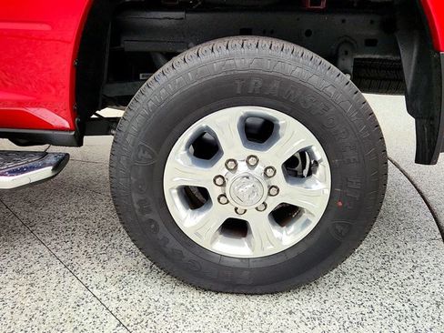 Used 2026 RAM 2500 Big Horn AWD/4WD image 9