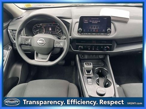 Used 2023 Nissan Rogue SV AWD/4WD image 45