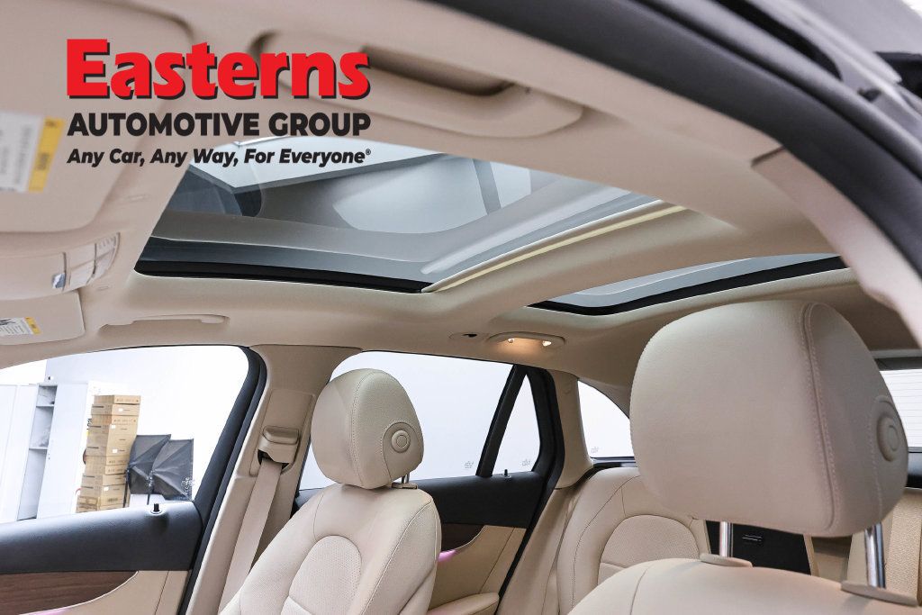 Used 2022 Mercedes-Benz GLC 300 4MATIC w/ Multimedia Package Lite image 37