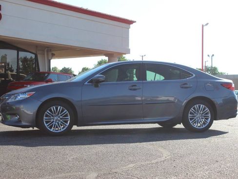 Used 2014 Lexus ES 350 w/ Luxury Package FWD image 6