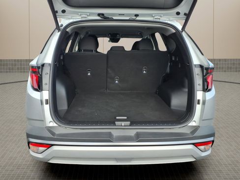 Used 2026 Hyundai Tucson SEL image 9