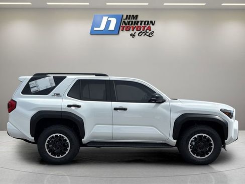 New 2026 Toyota 4Runner TRD Off-Road Premium AWD/4WD image 4