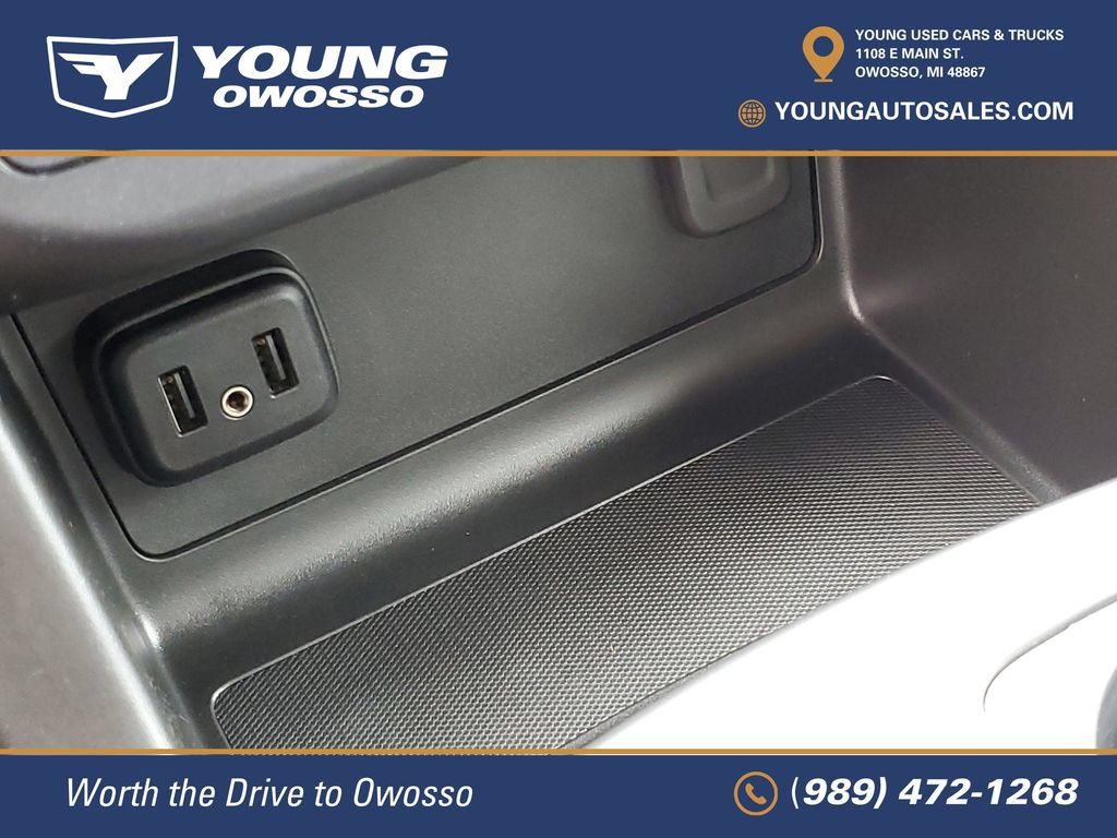 Used 2022 Chevrolet Colorado ZR2 AWD/4WD image 19