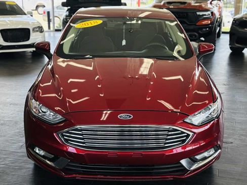 Used 2018 Ford Fusion SE w/ Fusion SE Technology Package FWD image 16