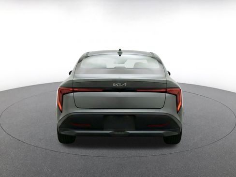 Used 2025 Kia K4 FWD image 8