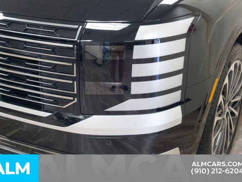 Used 2026 Hyundai Palisade Calligraphy AWD/4WD image 7
