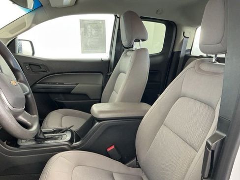 Used 2021 Chevrolet Colorado W/T w/ WT Convenience Package image 9