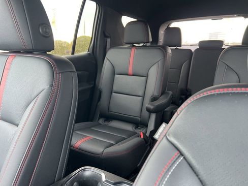 New 2025 Chevrolet Traverse RS w/ LPO, Floor Liner Package image 25