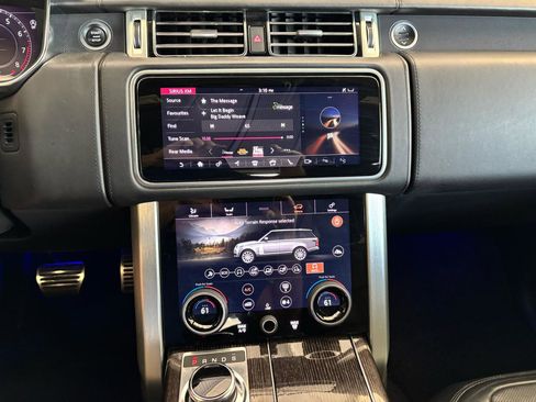 Used 2018 Land Rover Range Rover Long Wheelbase Autobiography image 23