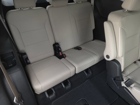 New 2026 Buick Enclave Preferred w/ Power Package FWD image 41