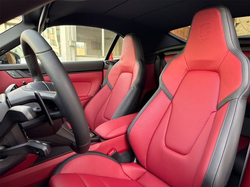 New 2026 Porsche 911 Carrera 4S image 5