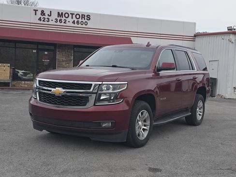 Used 2016 Chevrolet Tahoe LT w/ Luxury Package image 2