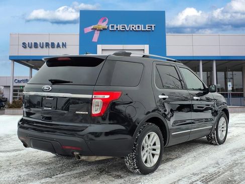 Used 2013 Ford Explorer XLT image 4
