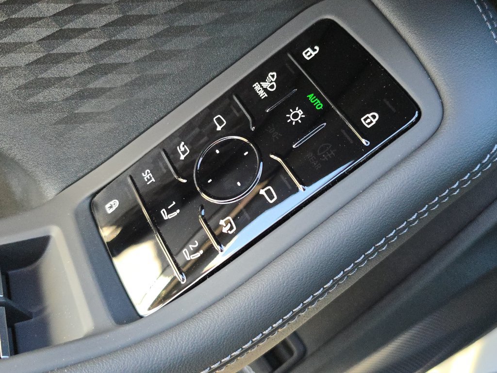 Used 2025 Audi A5 Premium Plus w/ Premium Plus AWD/4WD image 32