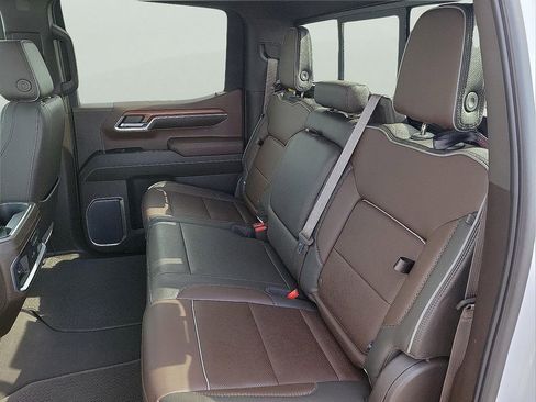 Used 2023 GMC Sierra 1500 Denali w/ Denali Reserve Package AWD/4WD image 13