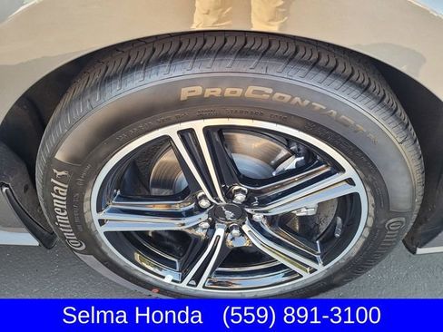 Used 2025 Ford Mustang Premium image 23