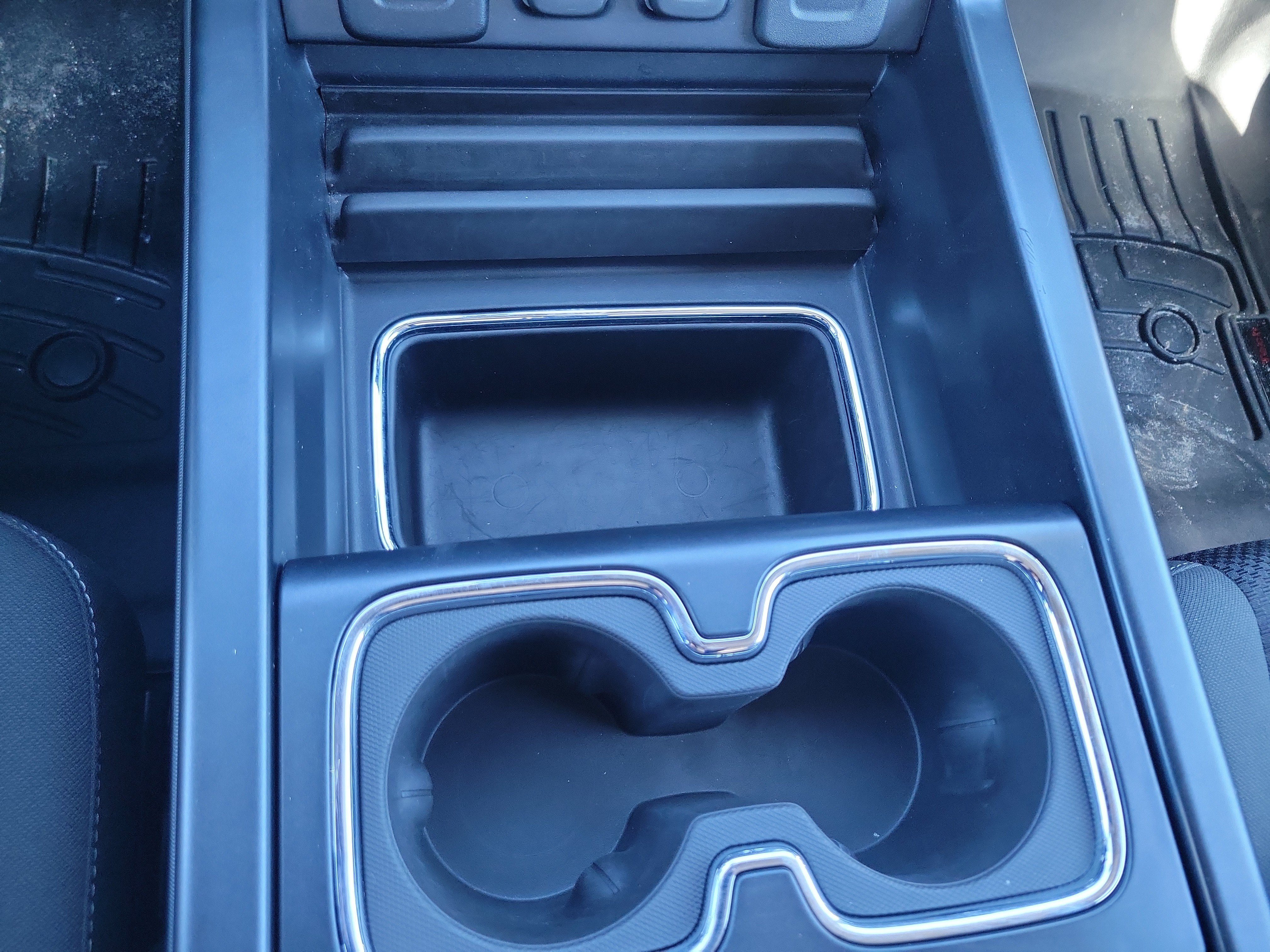 Used 2018 Chevrolet Silverado 1500 LT w/ All Star Edition AWD/4WD image 27