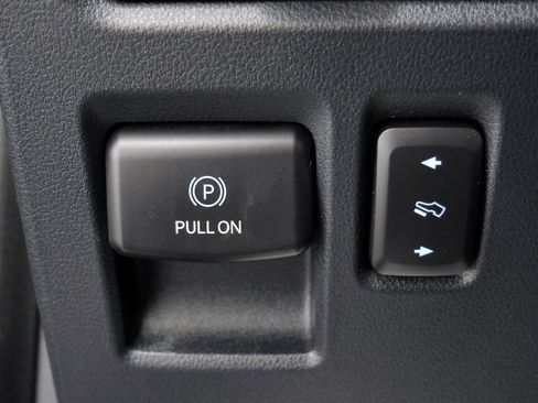 Used 2021 Ford F150 Lariat AWD/4WD image 27