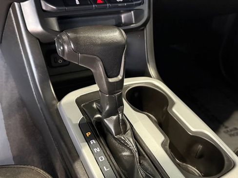 Used 2021 Chevrolet Colorado LT w/ LT Convenience Package image 22