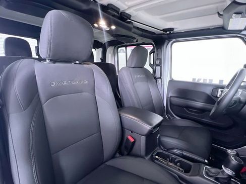 Used 2023 Jeep Gladiator Overland image 27