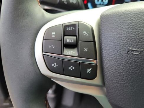 New 2026 Ford Explorer Active w/ Active Comfort Package image 31