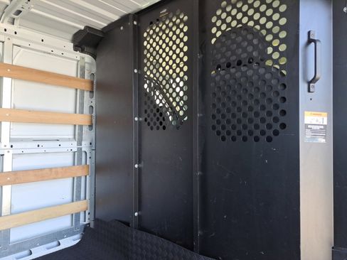 Used 2025 RAM ProMaster 2500 w/ U-Haul Equipment Group FWD image 18