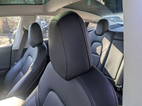 Used 2018 Tesla Model 3 Long Range image 14