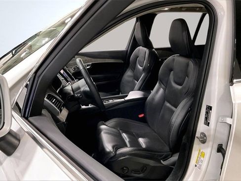Certified 2023 Volvo XC90 B6 Ultimate w/ Lounge Package image 26