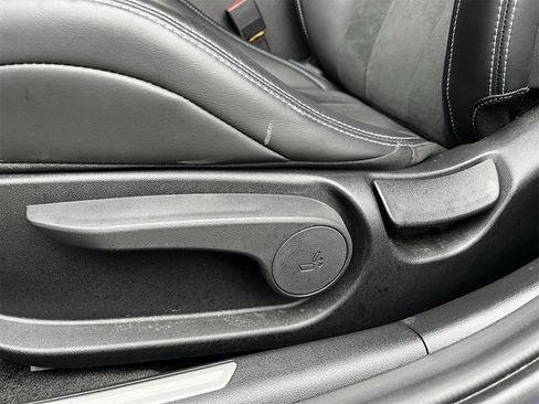 Used 2024 Hyundai Elantra N image 25