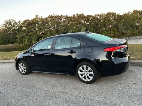 Certified 2024 Toyota Corolla LE image 3