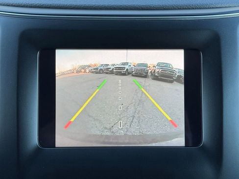 Used 2019 Jeep Cherokee Latitude Plus image 19