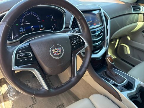 Used 2015 Cadillac SRX Luxury image 34