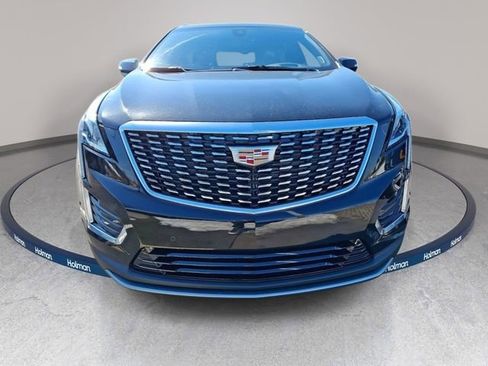 New 2026 Cadillac XT5 Premium Luxury image 2