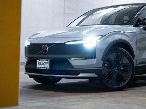 New 2026 Volvo EX30 Cross Country Ultra w/ Protection Package Premier AWD/4WD image 2