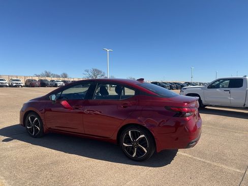 Used 2025 Nissan Versa SR w/ Trunk Package image 14