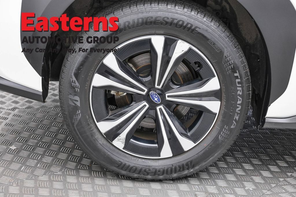 Used 2023 Subaru Solterra AWD image 31