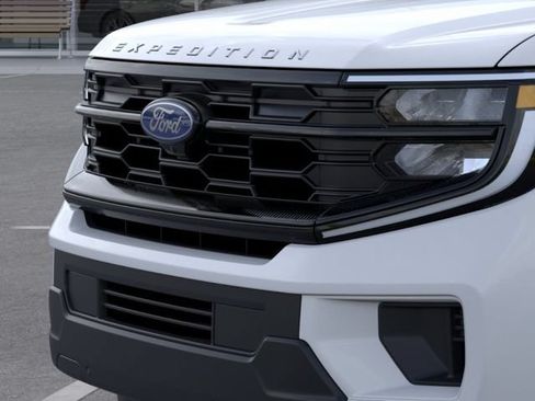 New 2026 Ford Expedition Active AWD/4WD image 17