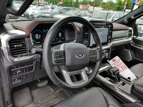 Used 2021 Ford F150 Lariat w/ Equipment Group 502A High AWD/4WD image 11